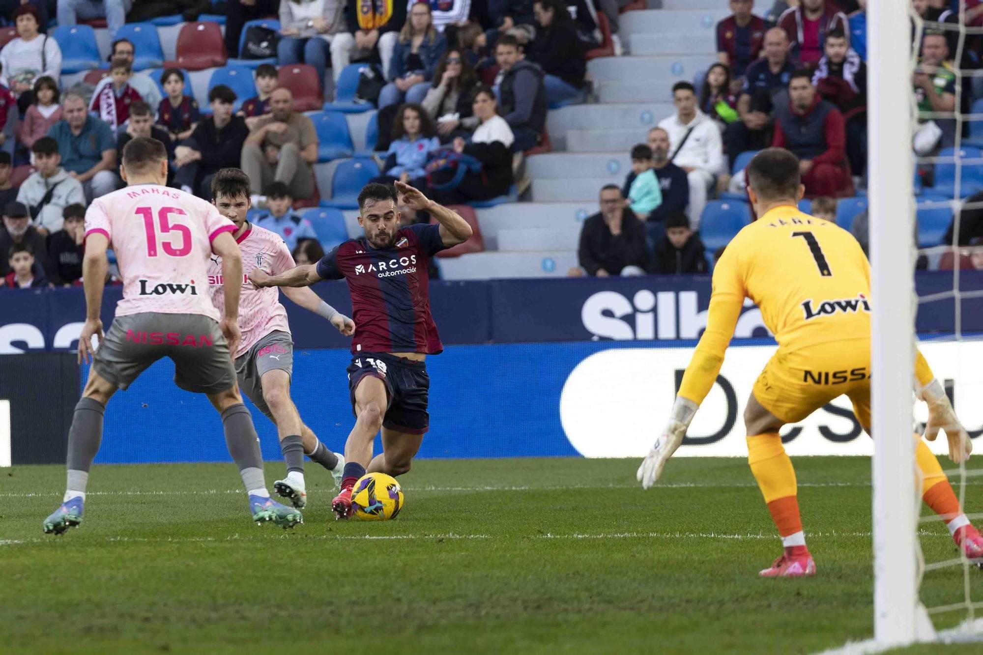 Partido Levante - Sporting de Gijón