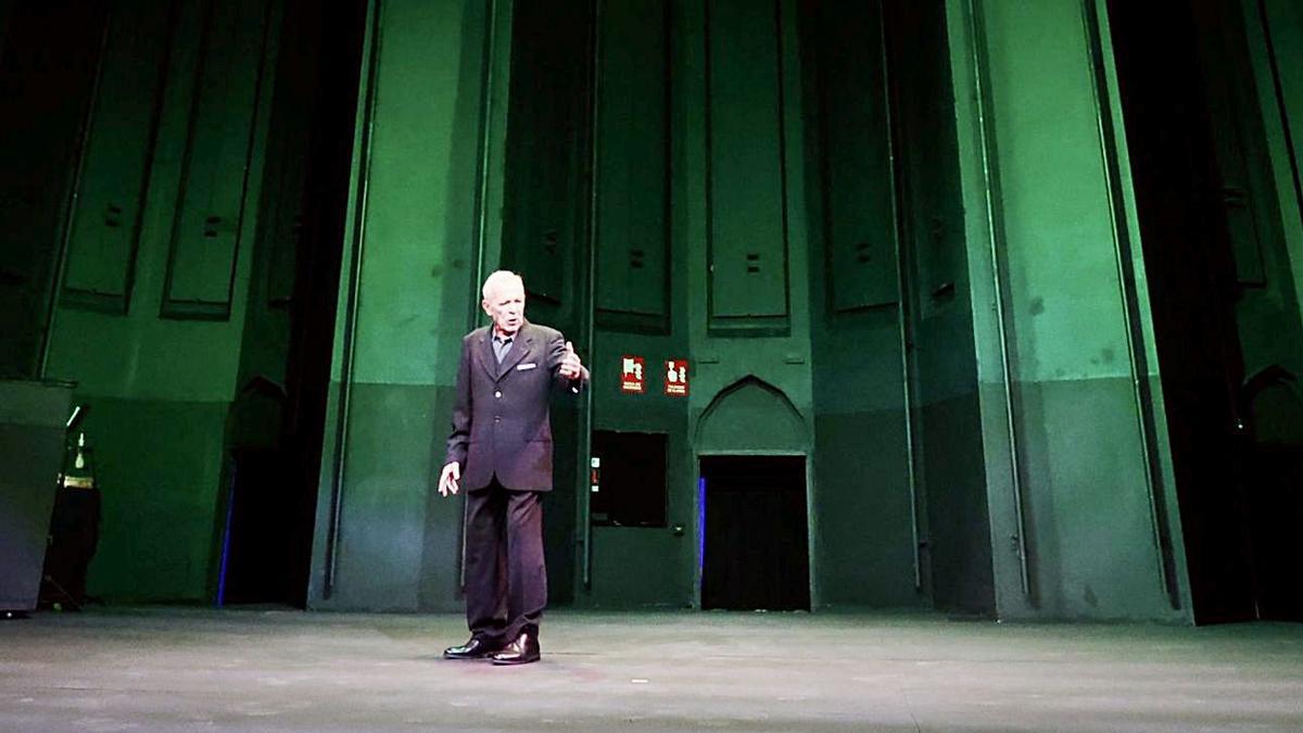 José Luis Gómez durante la representación de El Cantar de Mío Cid. | |  JUAN LÁZARO / ICAL