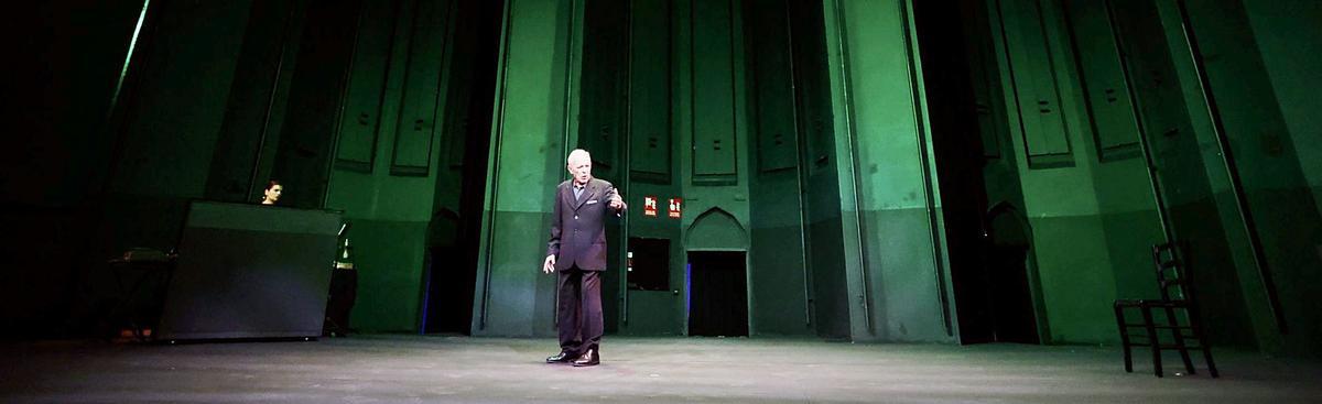 José Luis Gómez durante la representación de El Cantar de Mío Cid. | | JUAN LÁZARO / ICAL
