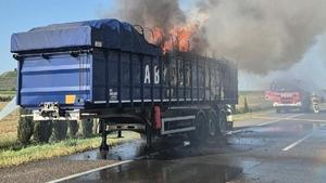 La caja del camión transportaba chatarra