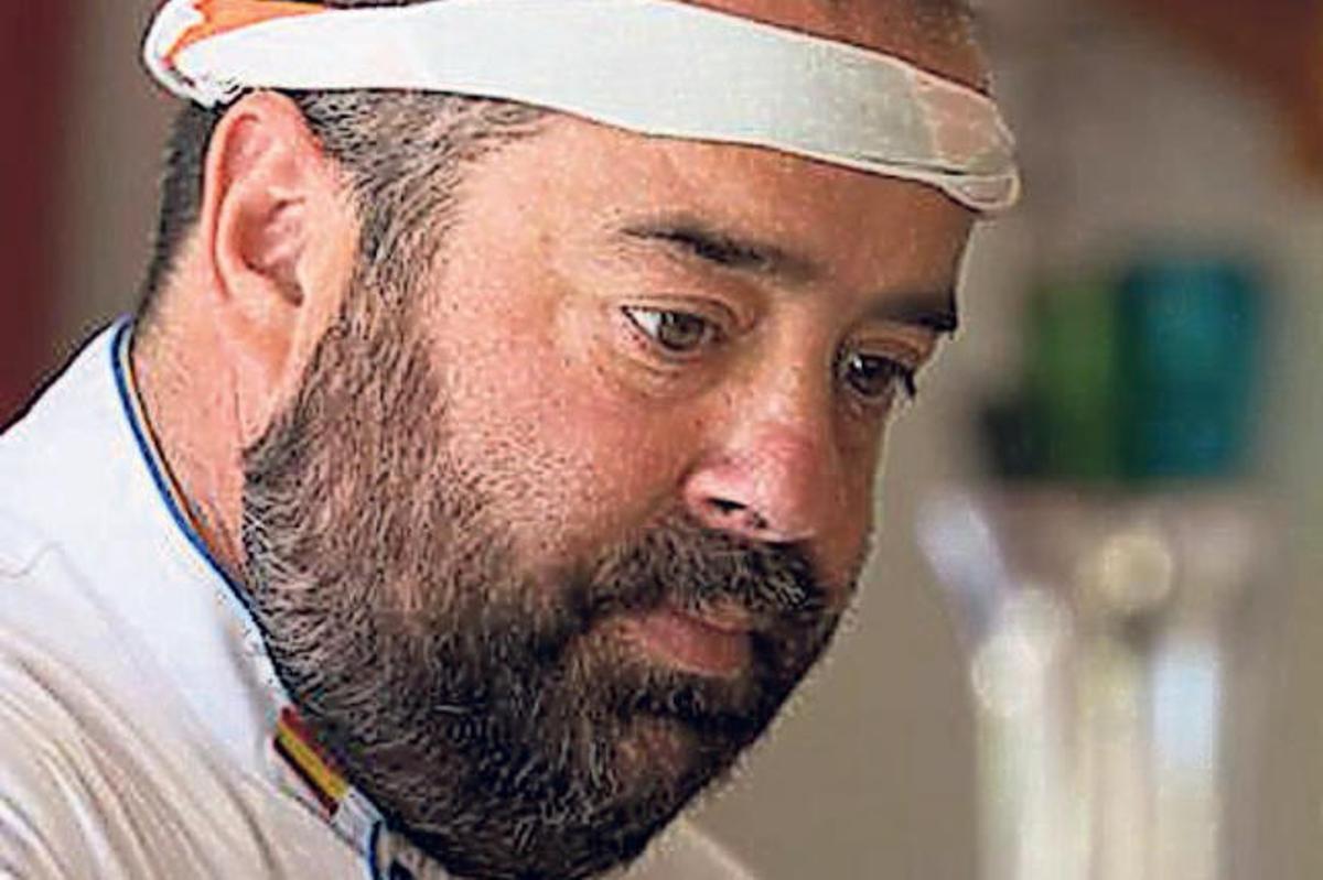 Alfonso Díaz, durante la preparación de un plato.