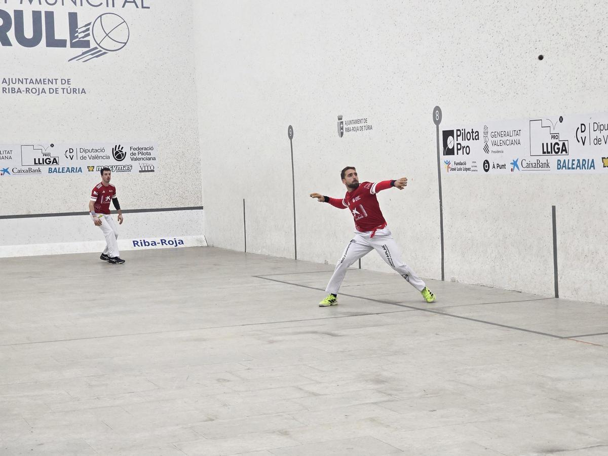 Salva Palau i Conillet (Orba) al trinquet de Riba roja