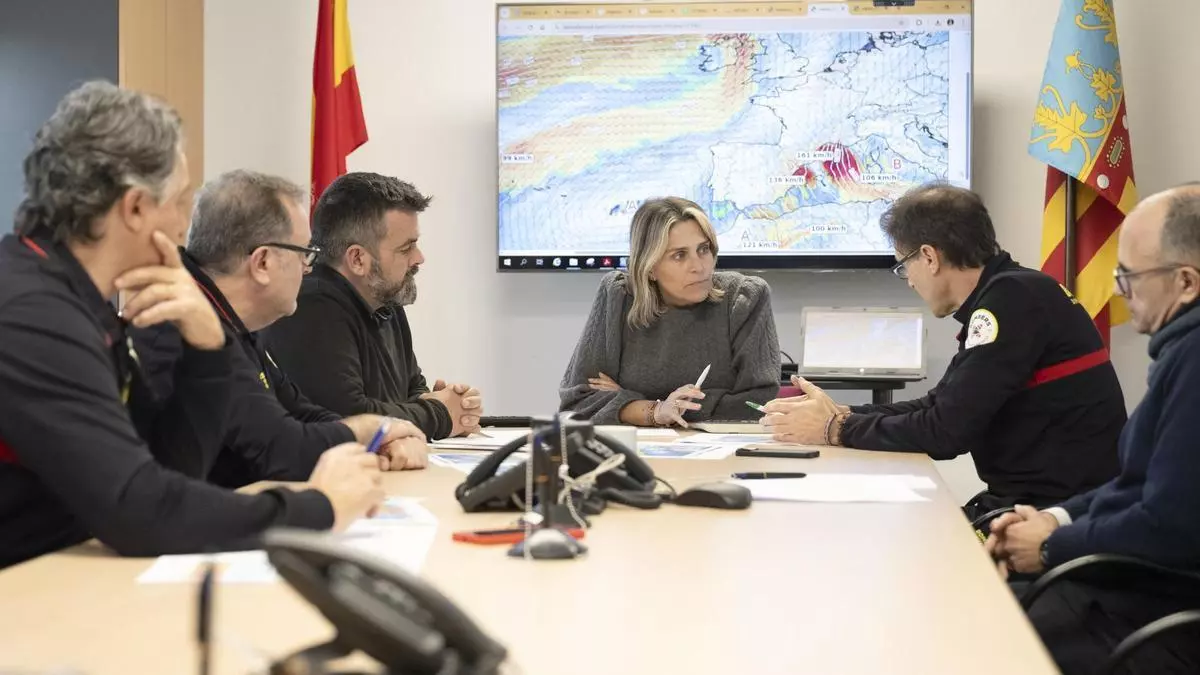 El Consorcio Provincial de Bomberos activa un refuerzo especial ante la alerta roja por viento en Castellón