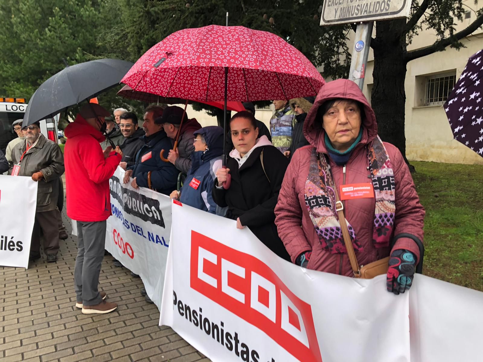 Protesta de los pensionistas en Langreo para pedir mejoras en la sanidad