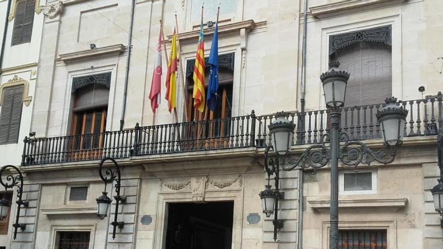 Cierran el Ayuntamiento de Sueca tras dar positivo uno de sus empleados