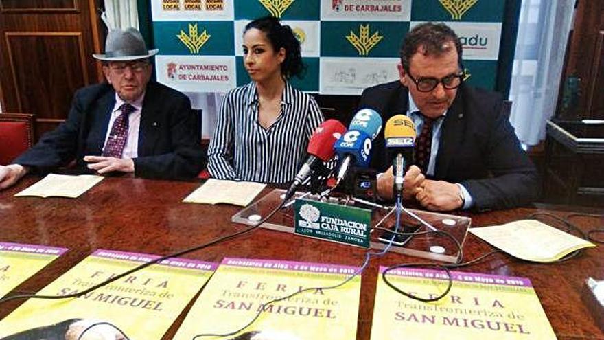 Presentación de la Feria de San Miguel de Carbajales en Caja Rural.