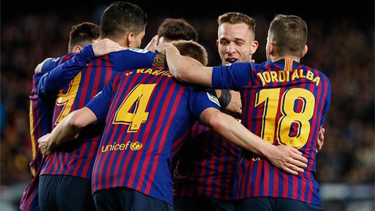 Arthur se vistió de Xavi para regalarle un gol a Rakitic