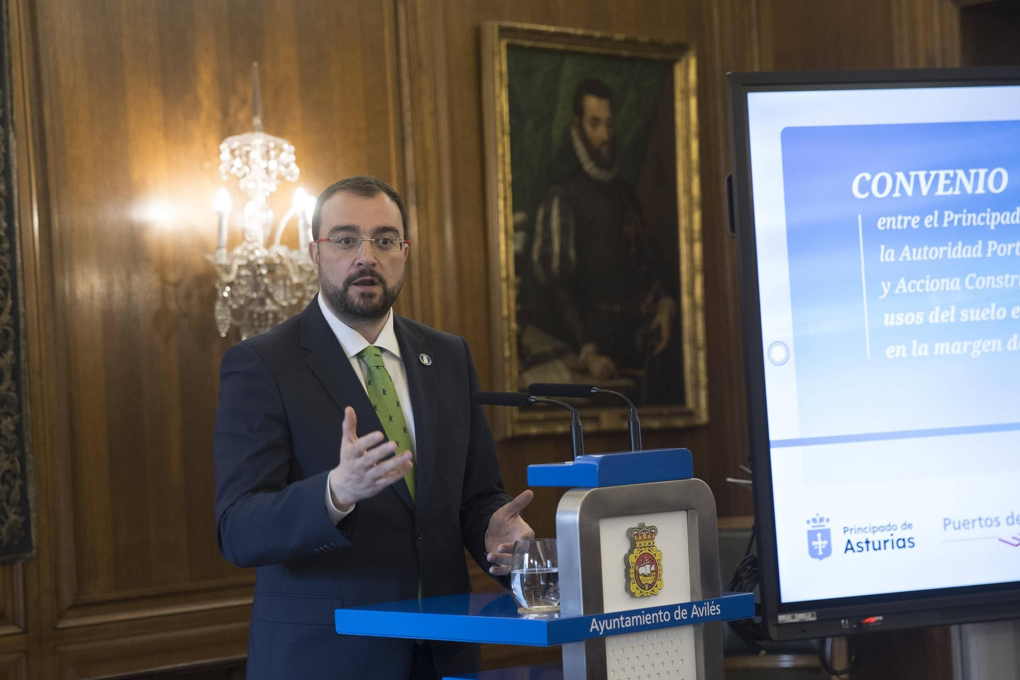 EN IMÁGENES: Así ha sido la visita a Avilés de Óscar Puente, ministro de Transportes y Movilidad Sostenible