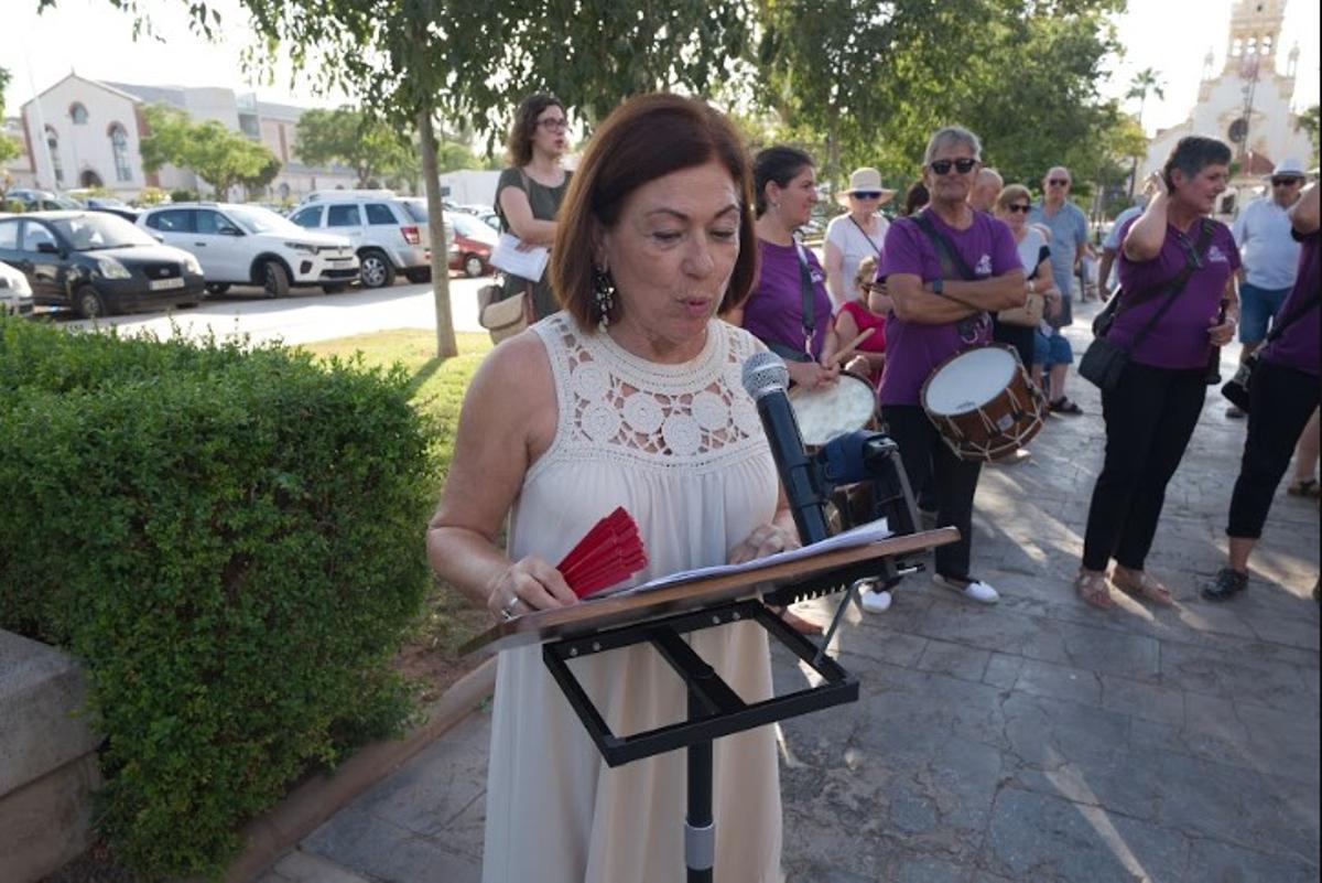 Homenaje a los fallecidos en la siderurgia del Port de Sagunt.