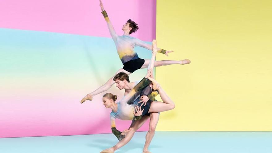 Los jóvenes del Dutch Ballet interpretan una coreografía de Juanjo Arqués