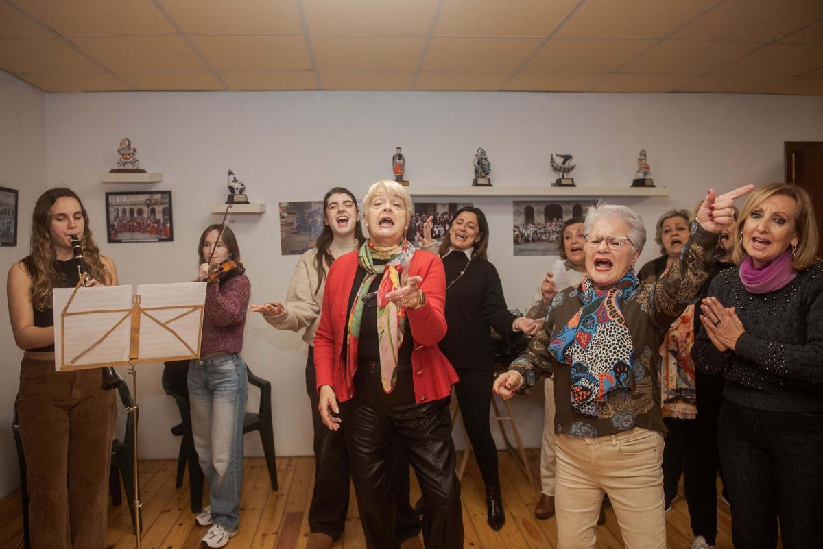 Las comparsas de A Coruña calientan motores para el Carnaval 2026