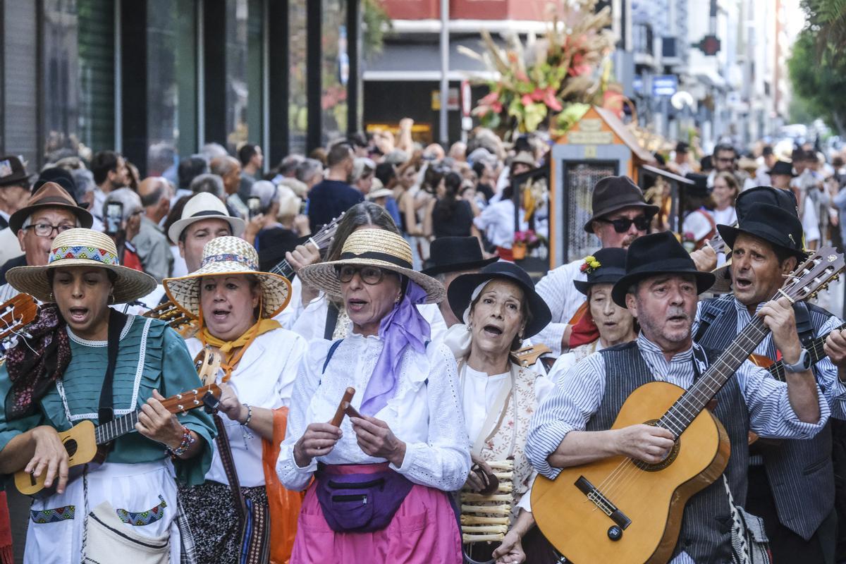 Romería ofrenda a la virgen de La Luz