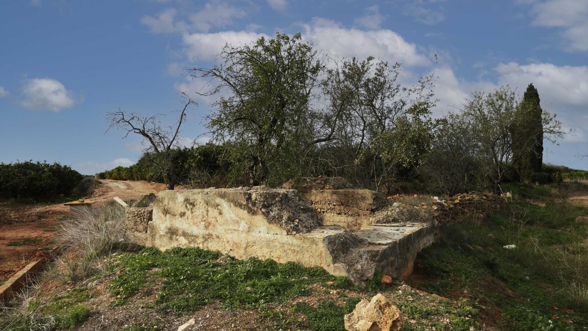 Trinxeres de la Línia de la Immediata, al terme municipal de Rafelbunyol.