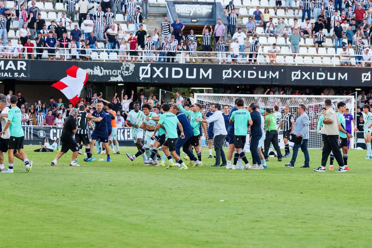 Las mejores imágenes del partido entre el FC Cartagena y el Betis Deportivo