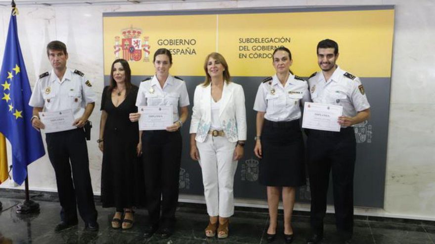 Apoyo a la seguridad en colegios | VÍCTOR CASTRO