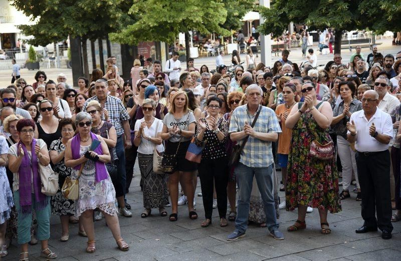 Concentraciones contra el asesinato machista en Zaragoza