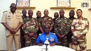França talla les ajudes al Níger després del cop d’estat