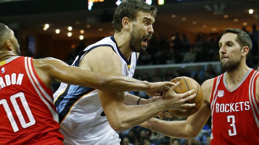 Marc Gasol, durante el partido ante Houston.