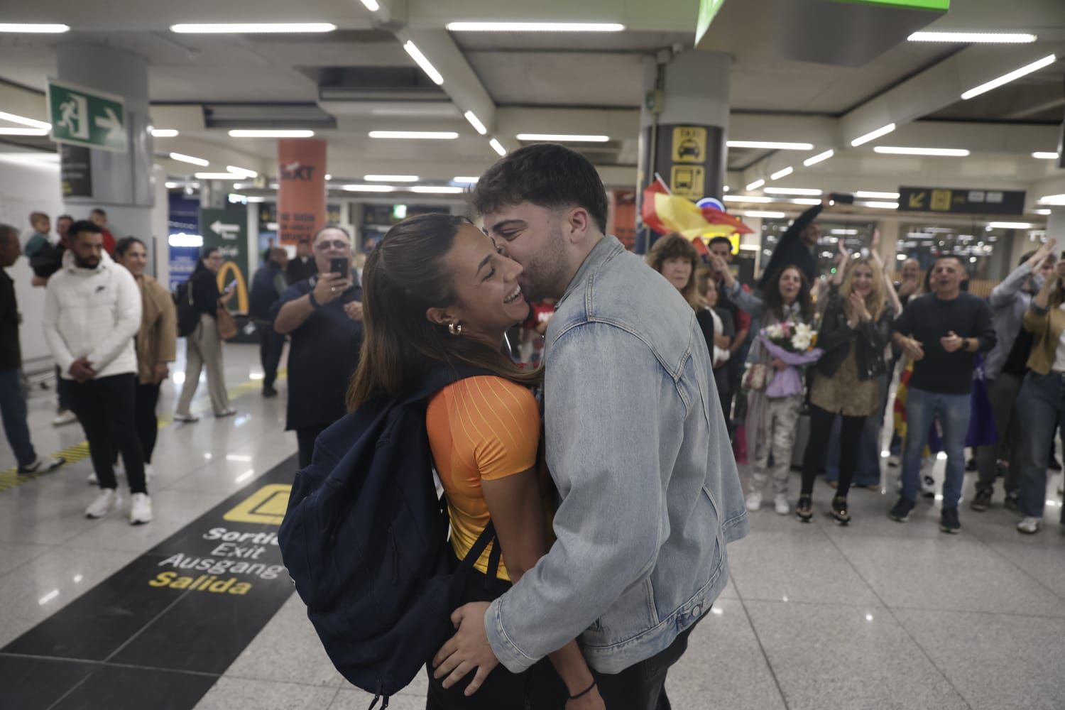 Así a sido la llegada de la deportista Esperança Cladera al aeropuerto de Palma