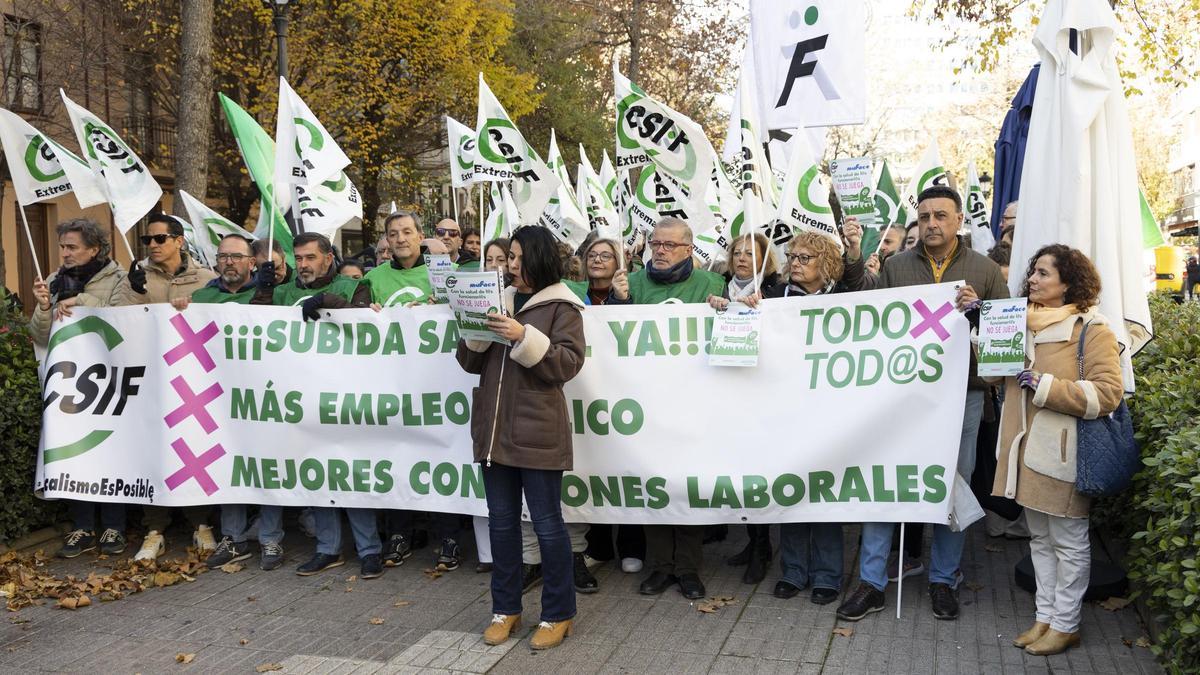 Protesta convocada por CSIF en Cáceres