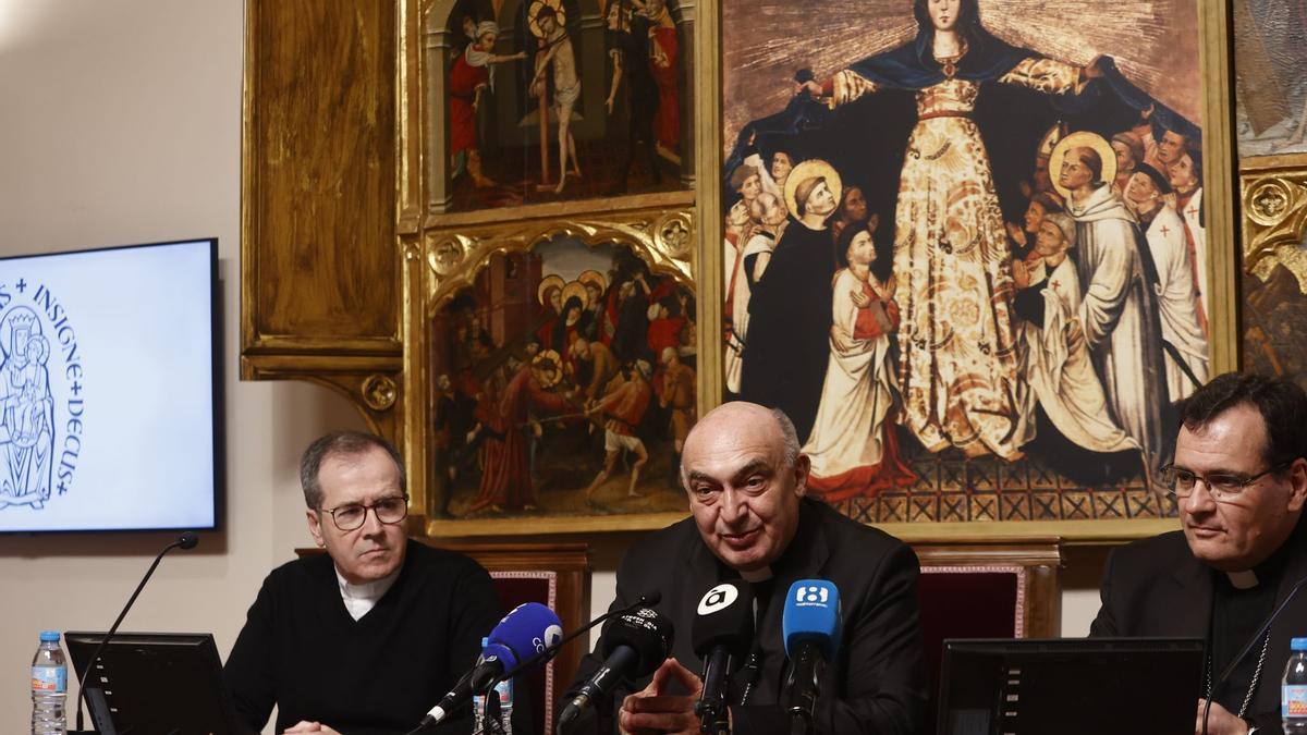 El arzobispo de València elogia al papa Francisco: "desde el primer momento en que sufrimos la DANA, me llamó"