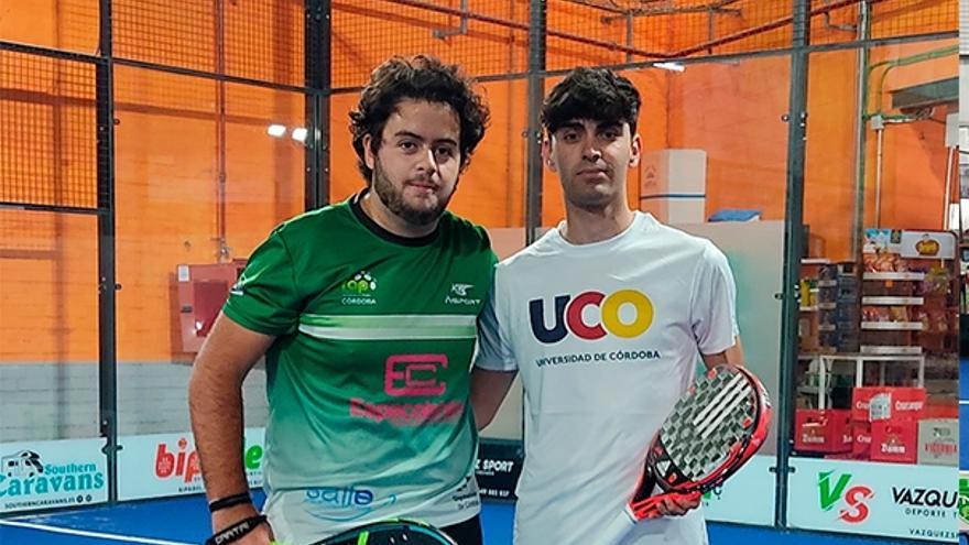 Pareja de pádel masculino de la Universidad de Córdoba.