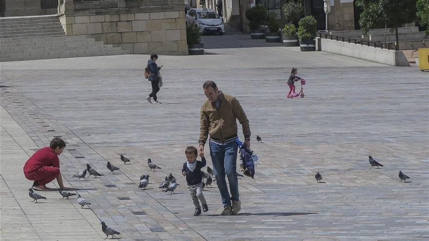 La policía de Cáceres se despliega para que la salida de los niños sea segura