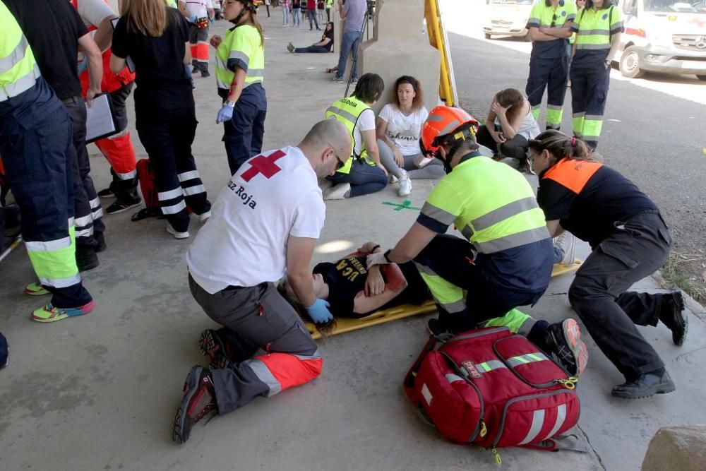 Simulacro de atropello múltiple en el campus de Cartagena de la UCAM