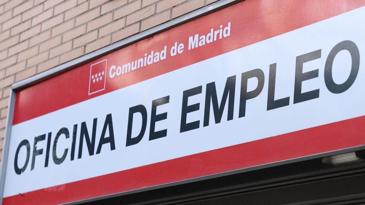 Fachada de una Oficina del SEPE, a 4 de noviembre de 2025, en Madrid.