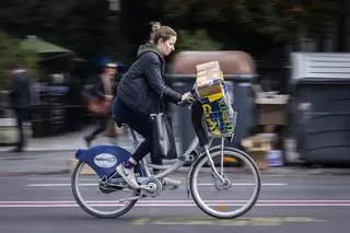 Efecto del "Day ticket" de Valenbisi sobre los usuarios locales: "menos huecos libres y saturación de estaciones"