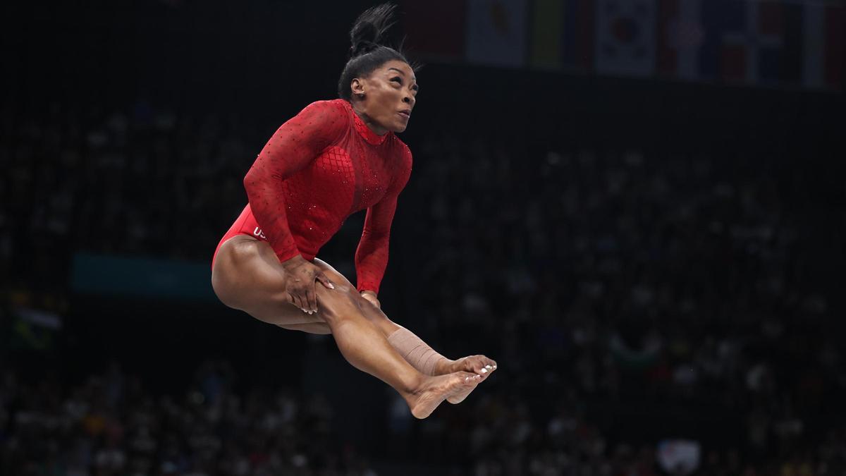 Simone Biles, durante la final de salto.