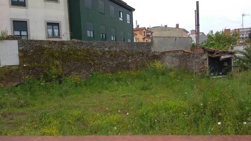 La muralla medieval descubierta en Villaviciosa.