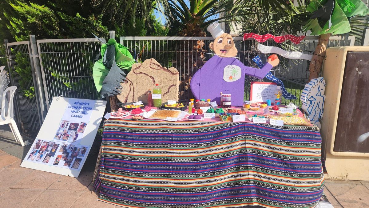 Ninot de carrer de la hoguera Florida Sur, premiado en la categoría infantil.