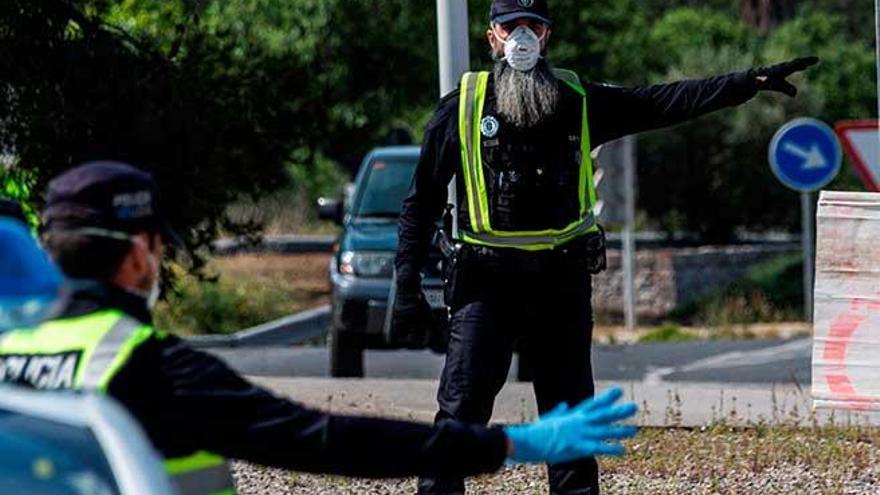 Un detenido por caminar con una pistola eléctrica en la calle en Palma