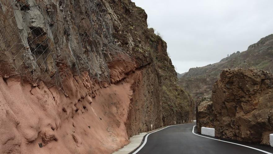 La Guardia Civil controlará las carreras ilegales en la carretera  de Azuaje