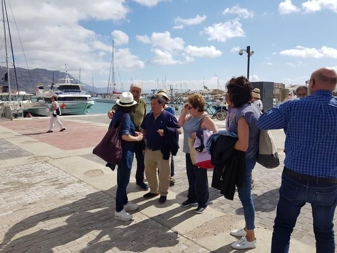 Soraya Sáenz de Santamaría, de puente en La Graciosa