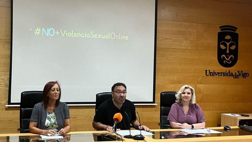 La mitad de chicas de un estudio sobre acoso recibió fotos de penes no pedidas