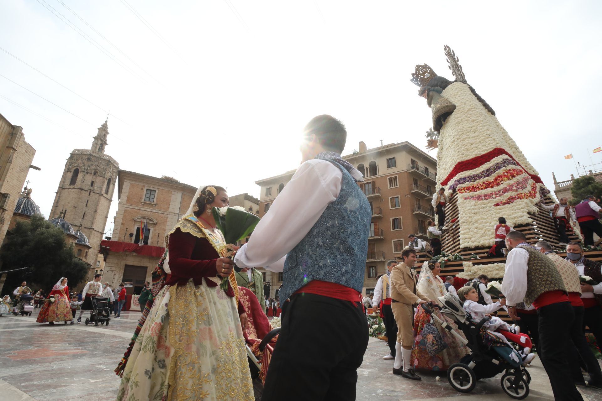 Búscate en el segundo día de Ofrenda por la calle Quart (de 15.30 a 17.00 horas)