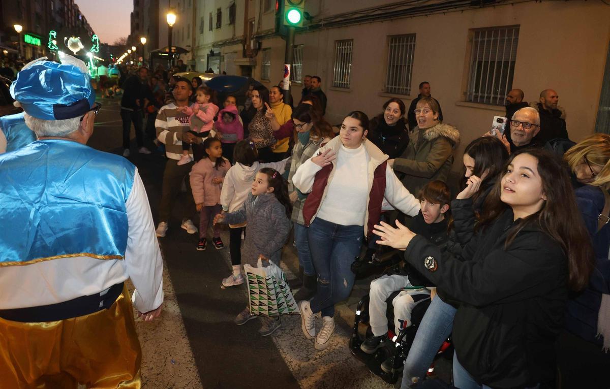 Búscate en la Cabalgata de las Fallas de Malva-rosa-Cabanyal-Beteró Búscate en la Cabalgata de las Fallas de Malva-rosa-Cabanyal-Beteró