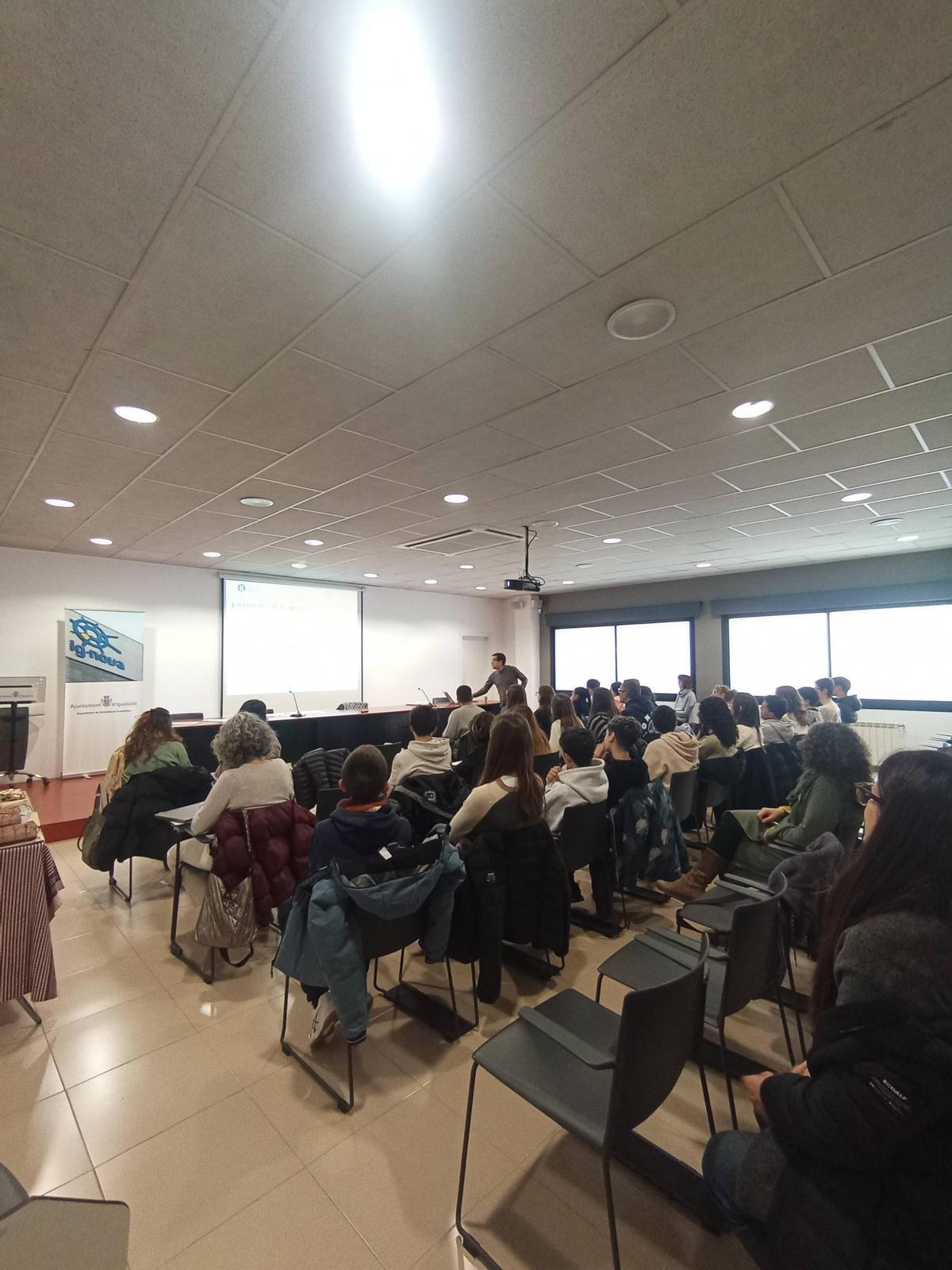 Membres de la comunitat educativa ja han format part del procés de construcció del Pla Alimentàri del territori