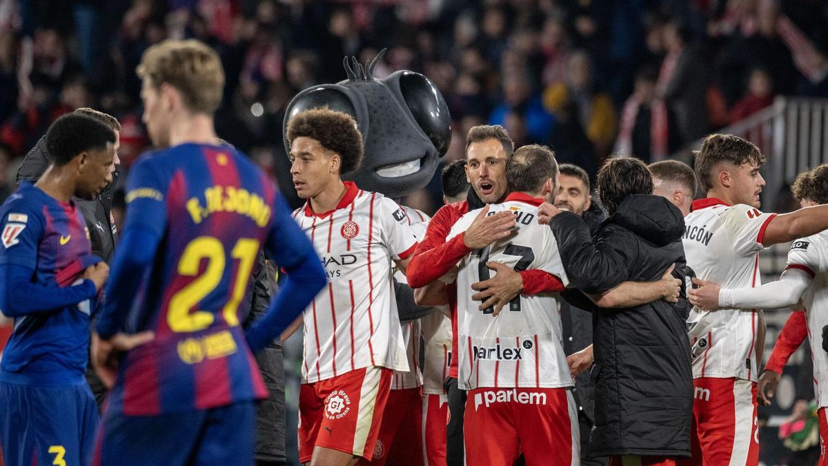Febrero negro: a Flick se le descose el Barça y le abandona el gol