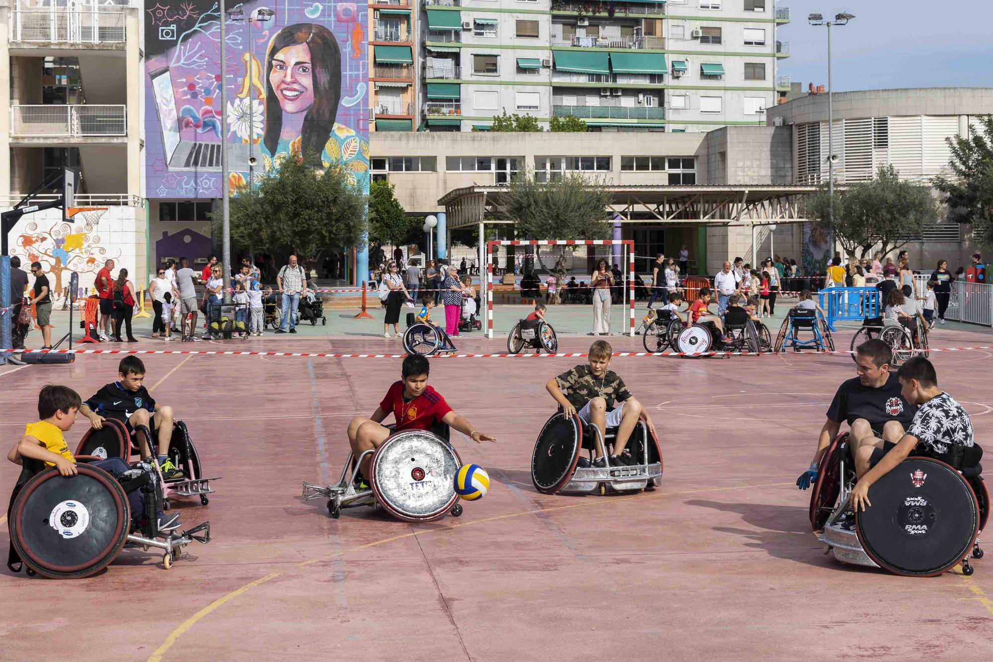 Así ha sido el día del deporte adaptado en el CEIP Tomás de Villaroya