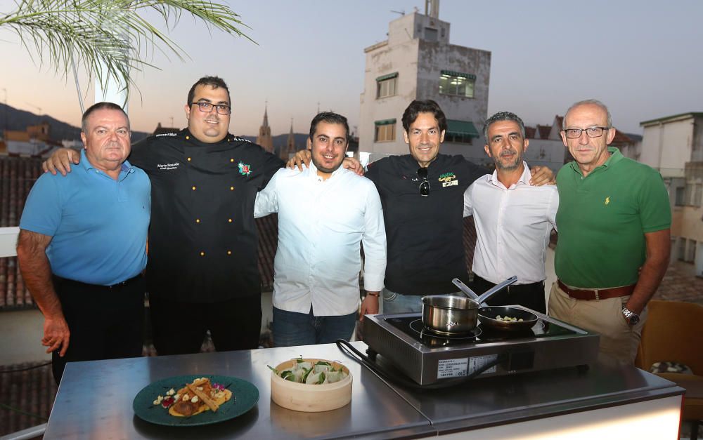 El evento, organizado por La Opinión de Málaga, reunió en la terraza del Hotel Málaga Premium a Cristina Martínez (Garbancita), Carlos Navarro Björk, Carlos Mansilla Gil de Bernabé y Mario Rosado