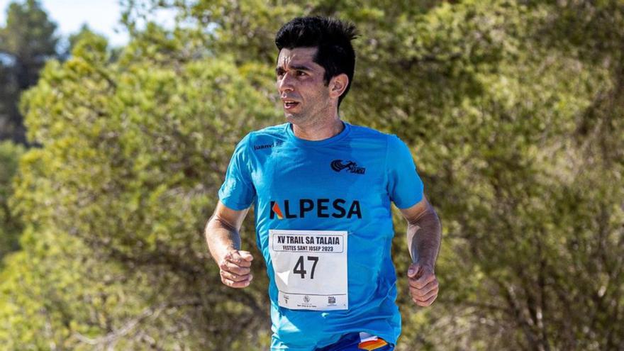 William Aveiro, en plena acción en la Trail de Sa Talaia. | W.A.