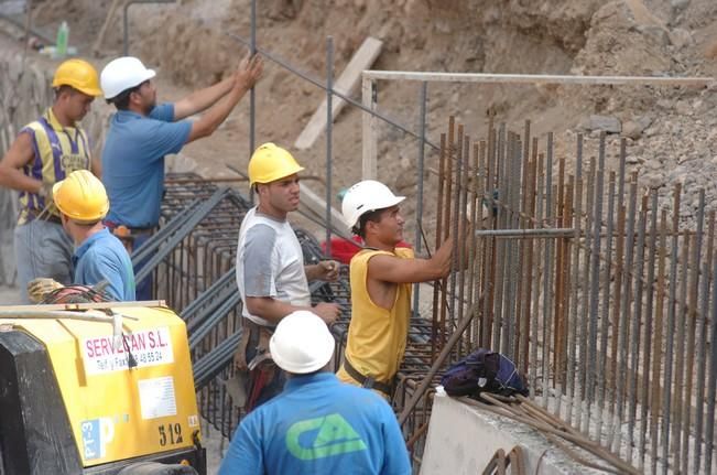 OBRA CIMENTACIONES ARCHIPIELAGO EN CIUDAD ALTA