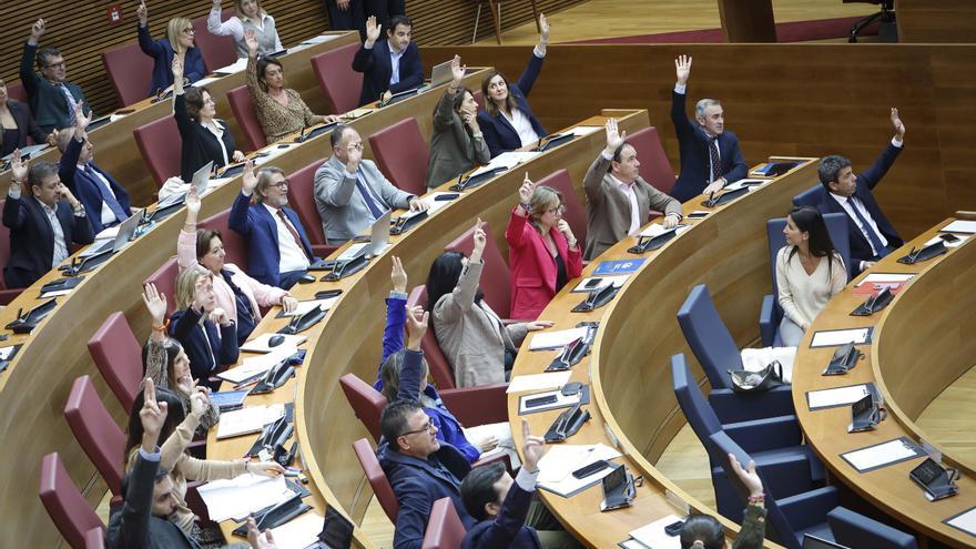 Las Corts validarán este miércoles el adiós a la tasa turística