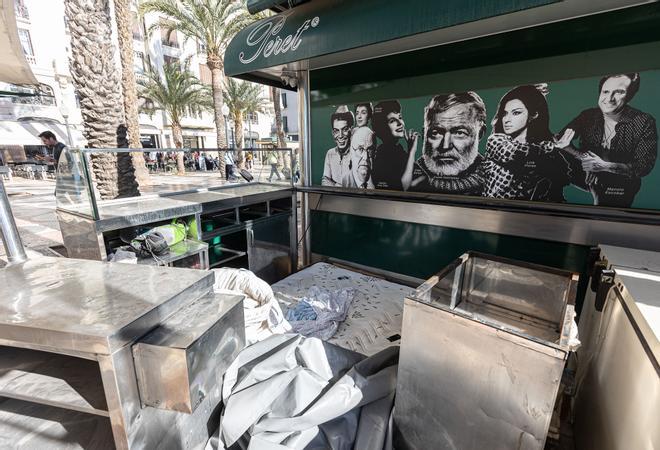 Kiosco Peret, de icono turístico a refugio de indigentes