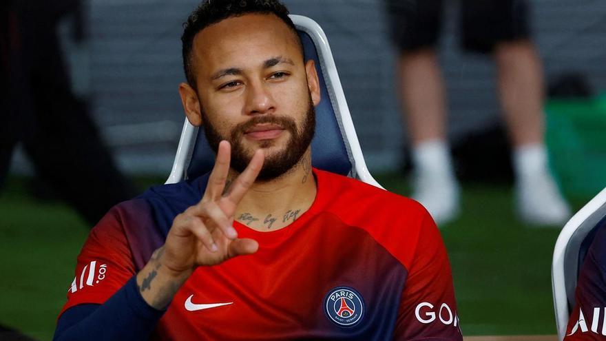 Neymar pide salir del PSG para jugar en el Barça