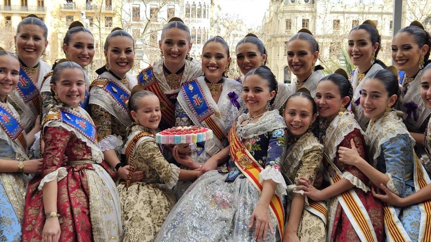 &quot;Tres moños en el traje del XVIII es como poner zapatillas a un traje de romano&quot;