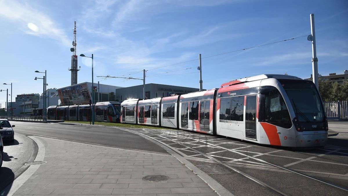 Zaragoza refuerza su transporte público para aumentar la seguridad frente al covid-19